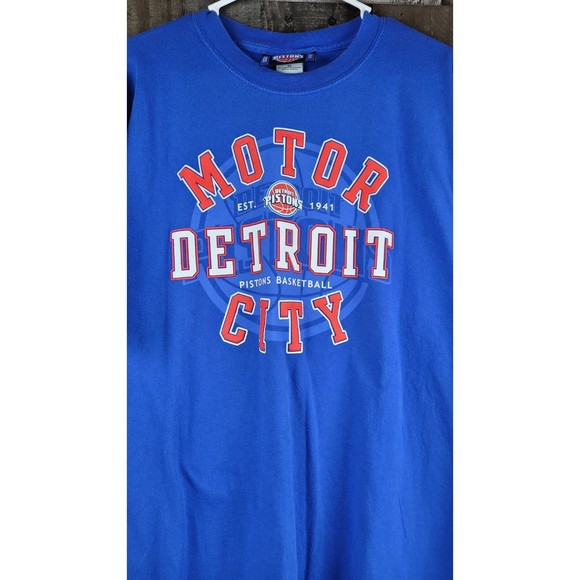 Detroit Pistons Motor City Basketball Tee Collectible Size XL VINTAGE - Picture 1 of 5